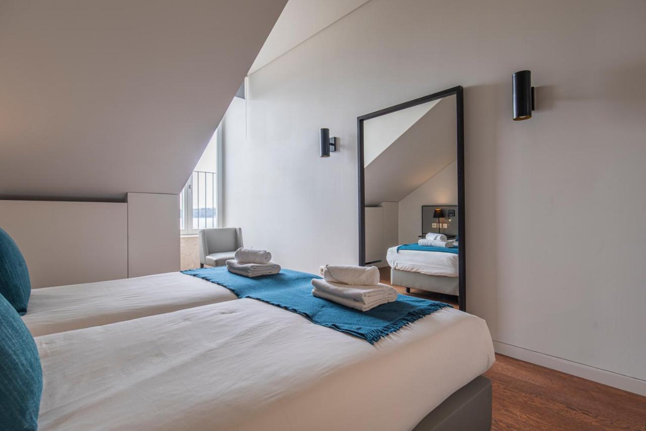 8 Building 403 T2 - River & Garden View Lissabon