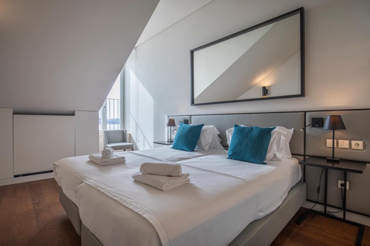 8 Building 403 T2 - River & Garden View Lissabon